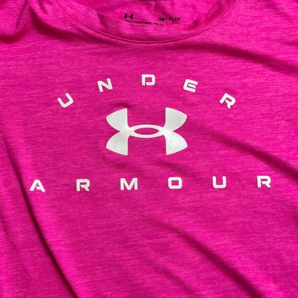 Under Armour Pink HeatGear Short Sleeve Shirt‎ Size Small Women - Picture 2 of 5